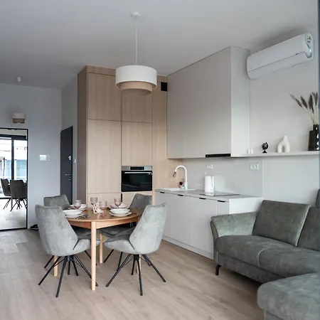 Warminski Port #17 דירה